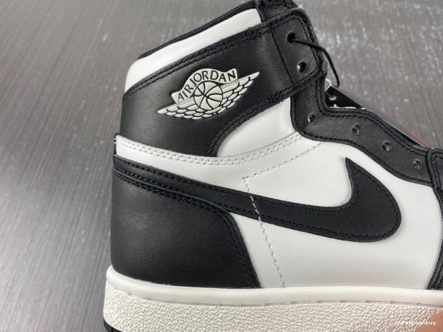 85 White Retro Black BQ4422-001 Jordan 1 High (2023) 0821